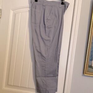 Gray cropped  wide leg Pants